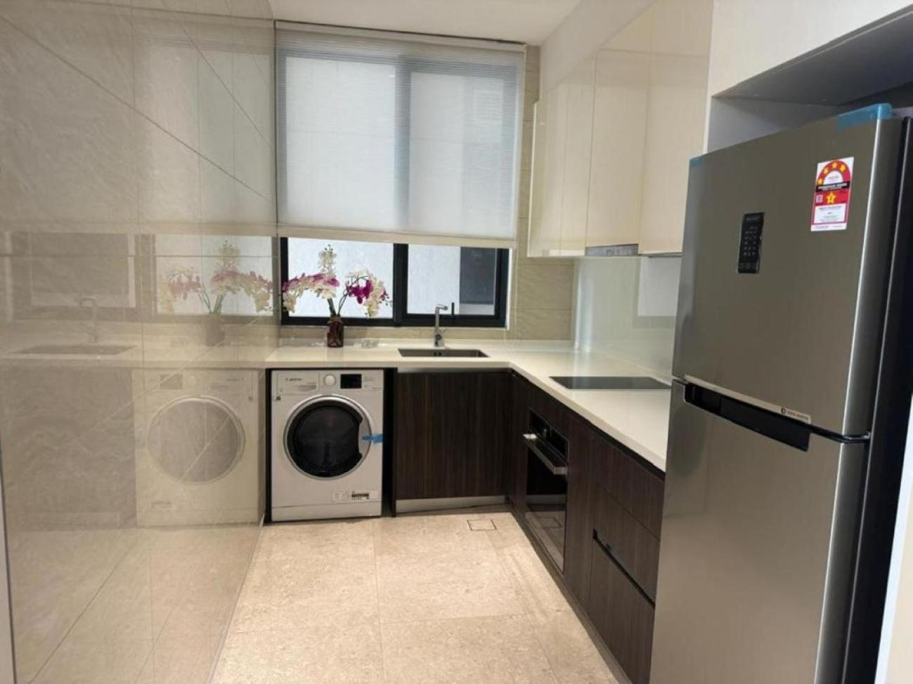 Crown Suites The Manor Klcc Kuala Lumpur City Center מראה חיצוני תמונה