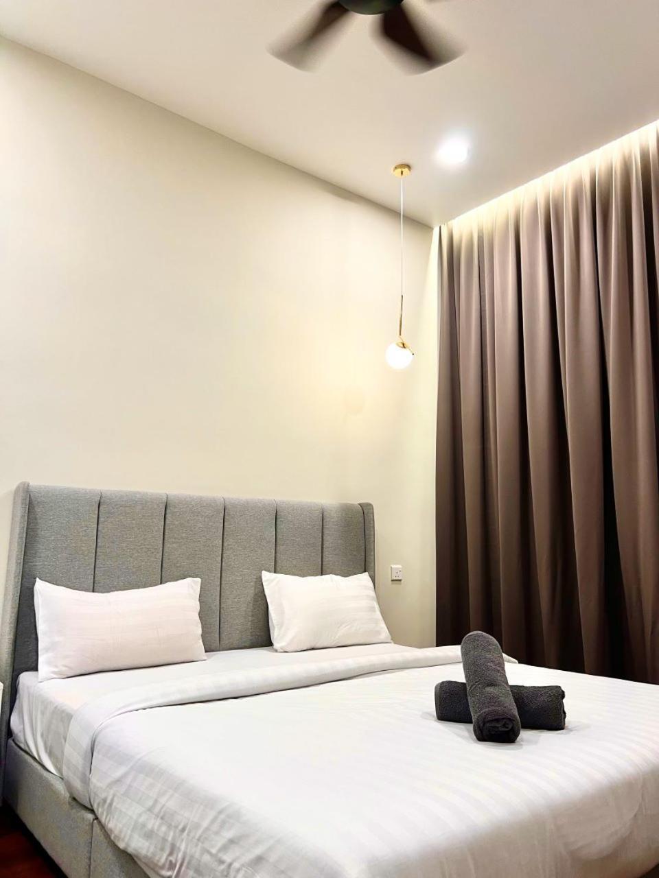 Crown Suites The Manor Klcc Kuala Lumpur City Center מראה חיצוני תמונה